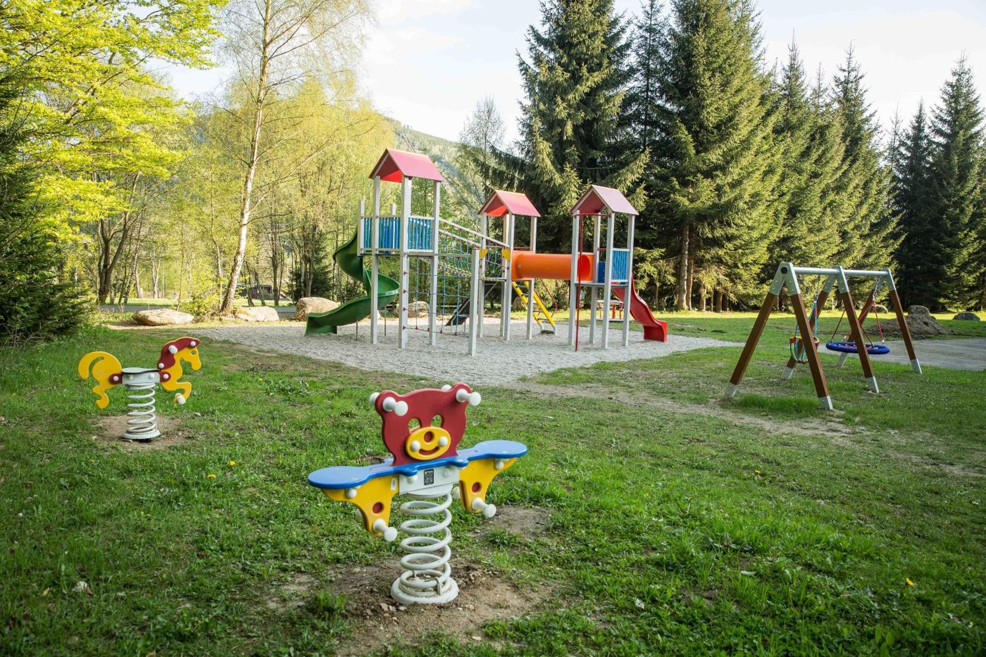 Chalet Harrachov Buitenkant foto